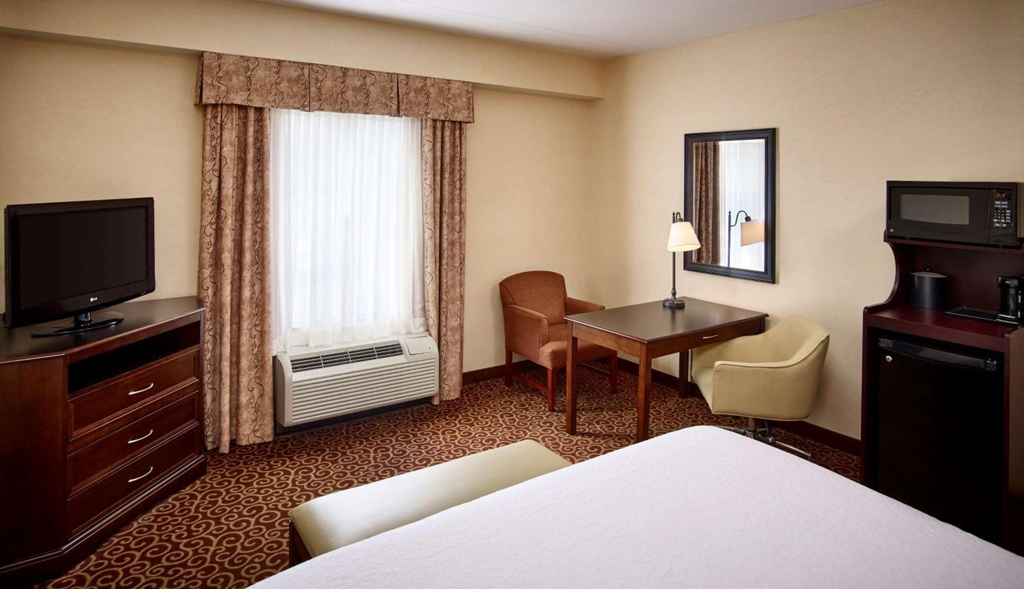 Hampton Inn By Hilton Норт-Бей Екстер'єр фото